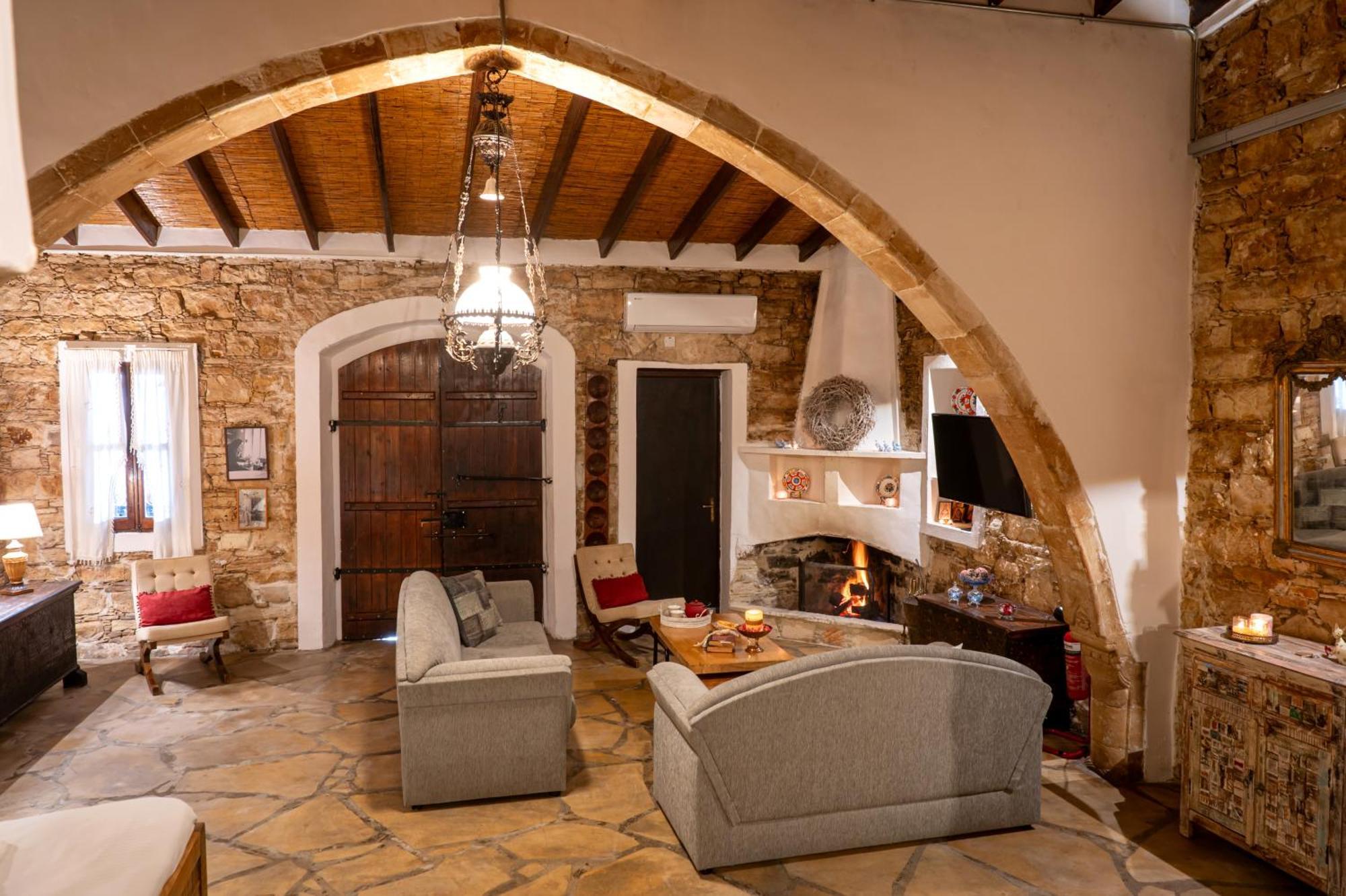 Oinoessa Traditional Boutique Guest Houses Lofou Esterno foto