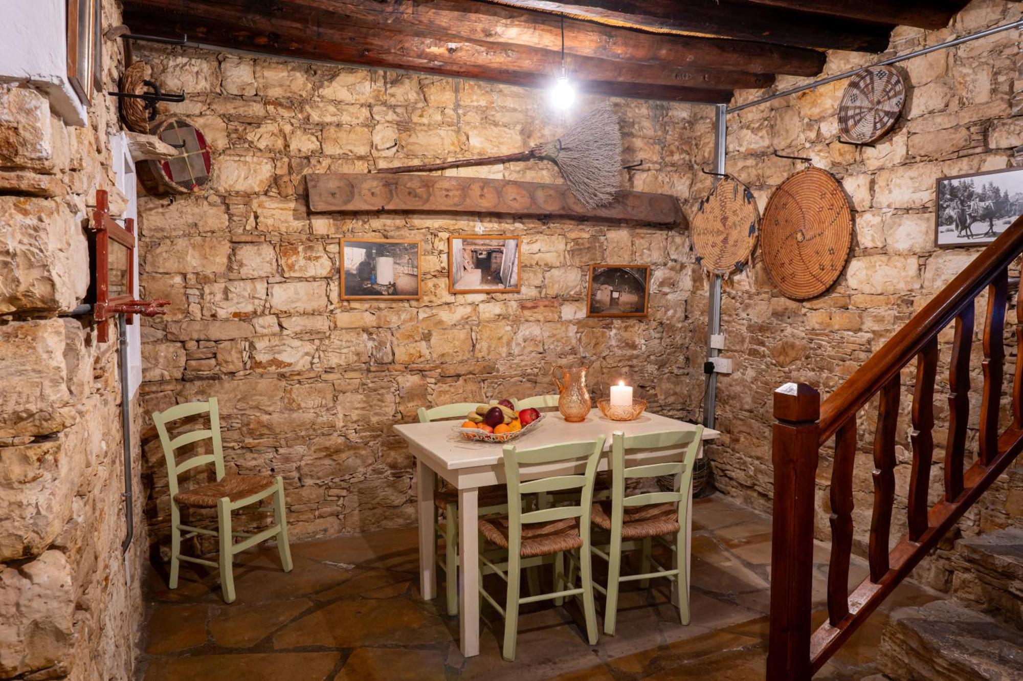 Oinoessa Traditional Boutique Guest Houses Lofou Esterno foto